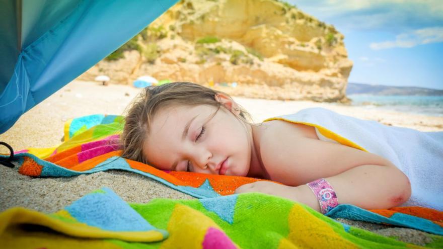 Consejos a tener en cuenta para no alterar el sueño de los más pequeños durante la ola de calor
