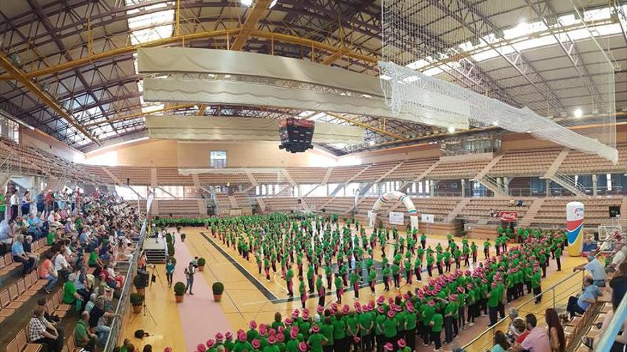 1.300 usuarios clausuran las escuelas deportivas de mayores de Badajoz