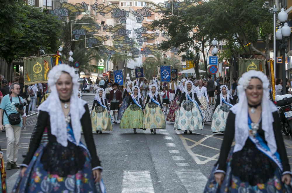 El pregón de las Hogueras 2019 da la bienvenida al Fuego a la ciudad de Alicante