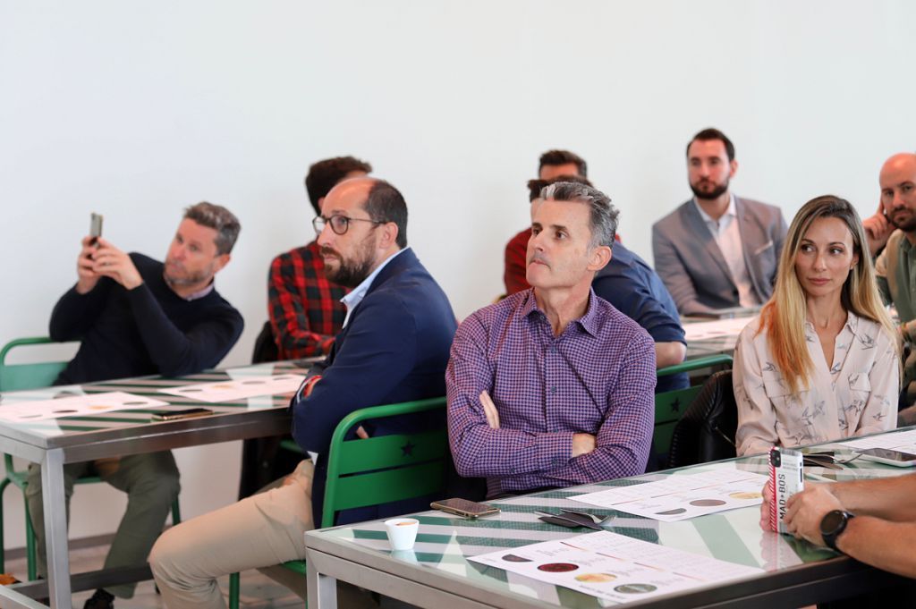 Presentación de la nueva sala de catas de Estrella Levante