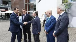 El presidente Adrián Barbón habla en Gijón sobre la inversión forestal: "No es un gasto, sino una siembra"