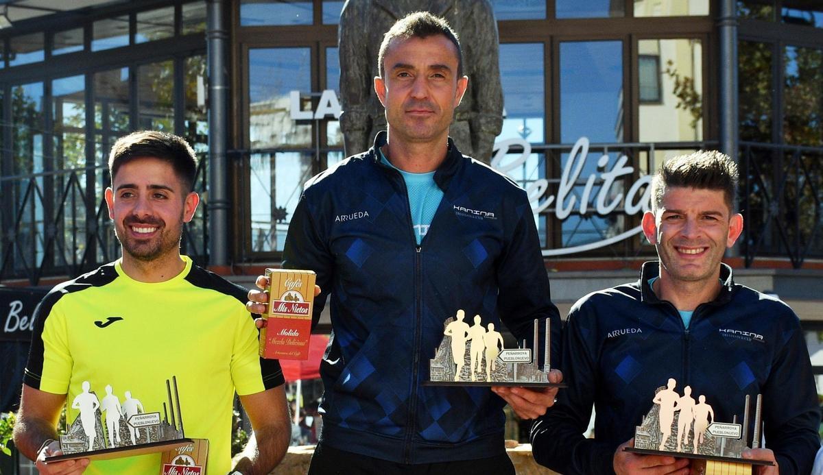 Jesús Miguel Jiménez, José Manuel Urea y Juan Jesús Reca, en el podio de Peñarroya.
