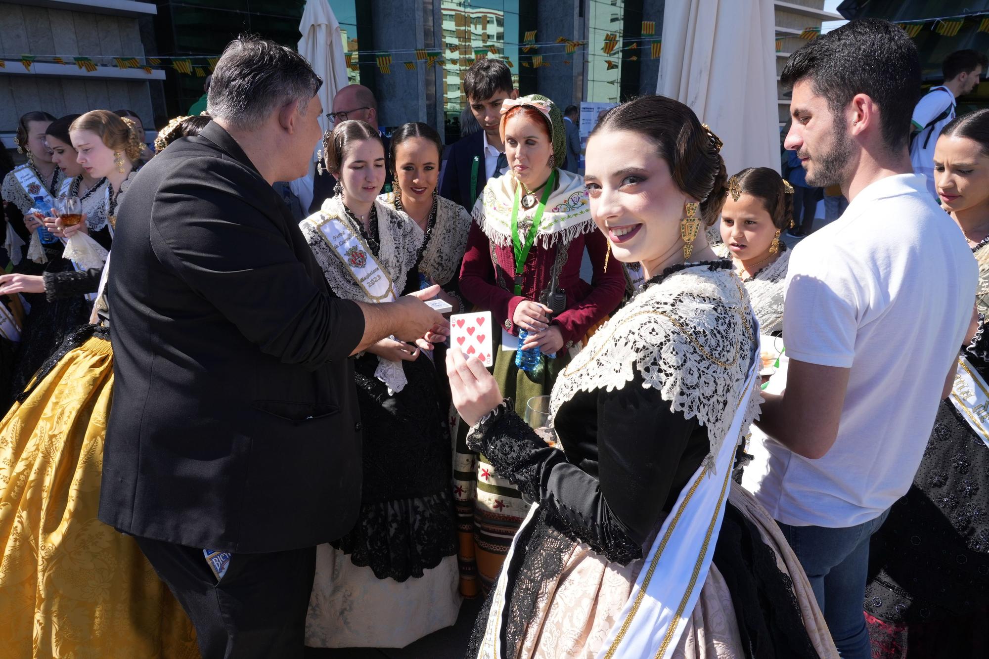 Fotos: La Bodeguilla de 'Mediterráneo' es el principal punto de encuentro durante las fiestas de la Magdalena