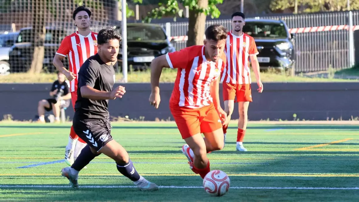 El CE Manresa es presenta al Congost amb una derrota davant el CE l'Hospitalet (1-2)