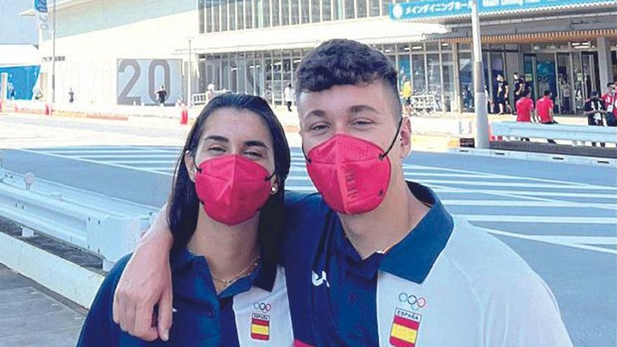 Inés de Velasco y Daniel Castro, en Tokio.