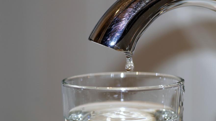 El rebut de l’aigua pujarà de 2 a 4 euros per a la majoria de famílies