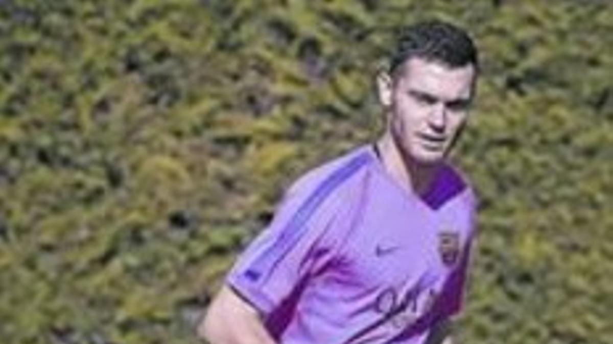 Abatido 8 Vermaelen, en la ciudad deportiva.