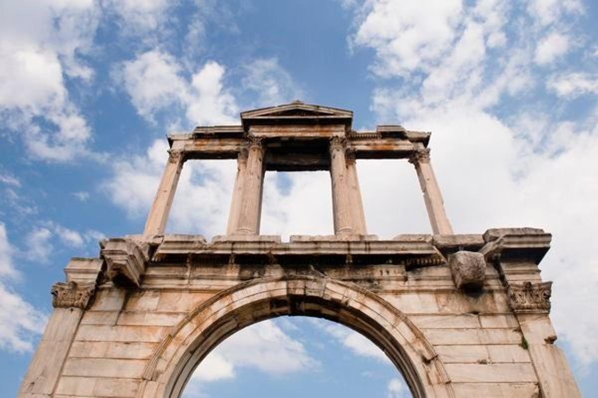 La Puerta de Adriano es un homenaje del pueblo ateniense al emperador romano