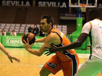 Partido Coosur Real Betis - Valencia Basket