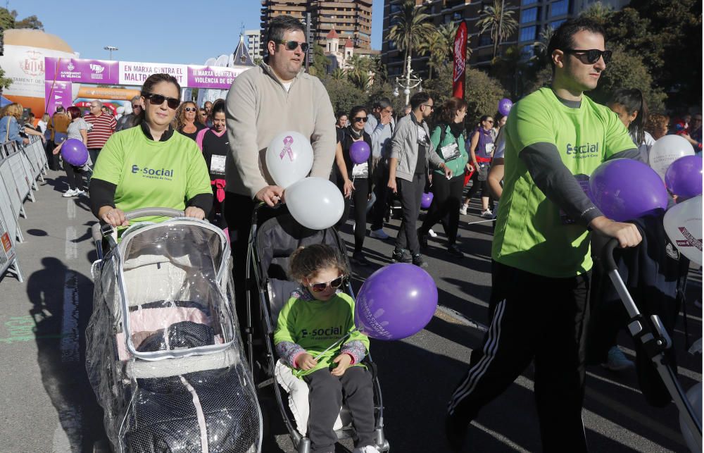 Búscate en la Marxa Contra la Violència de Gènere