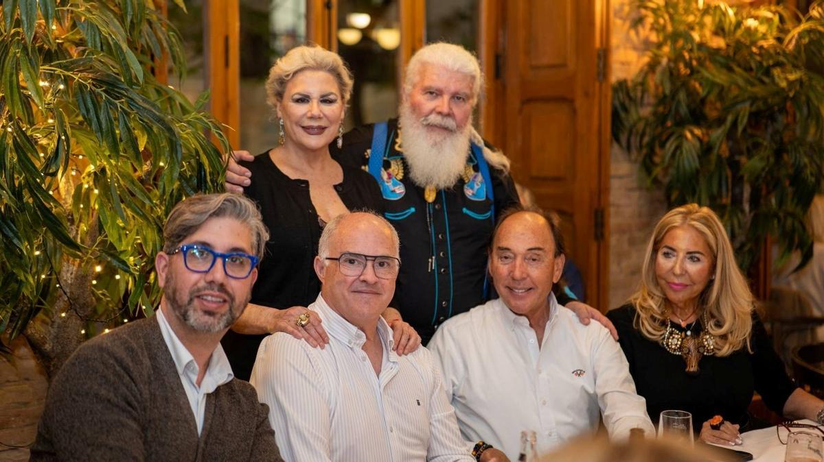 Laura Fitera David Phillips, David Navarro, Fernando de Rosa, Enrique Duart y María José García. Laura Fitera David Phillips, David Navarro, Fernando de Rosa, Enrique Duart y María José García.