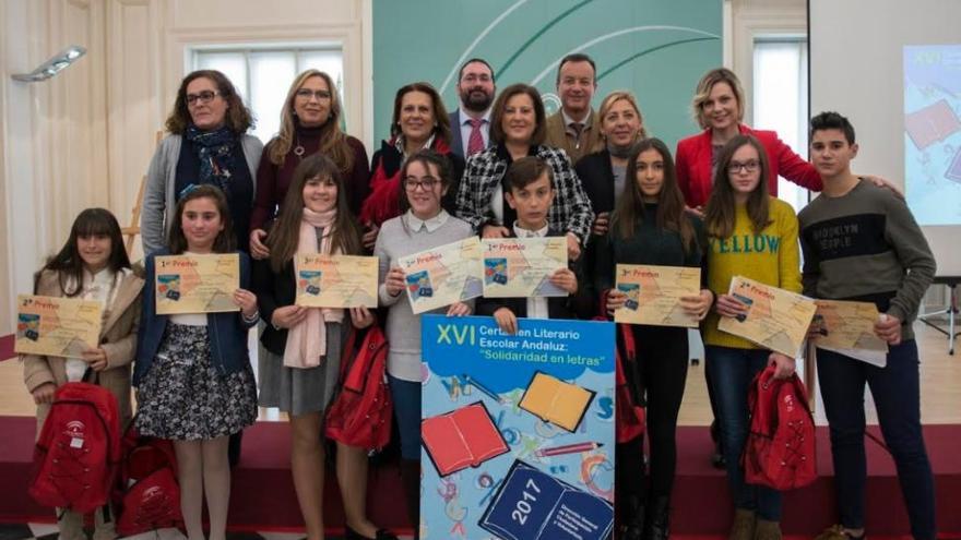 Una alumna del IES Fidiana de Córdoba gana el Certamen Literario Escolar Andaluz &#039;Solidaridad en letras&#039;