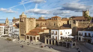 Críticas del PSOE de Cáceres por el turismo: "Acumula seis meses seguidos de caída"