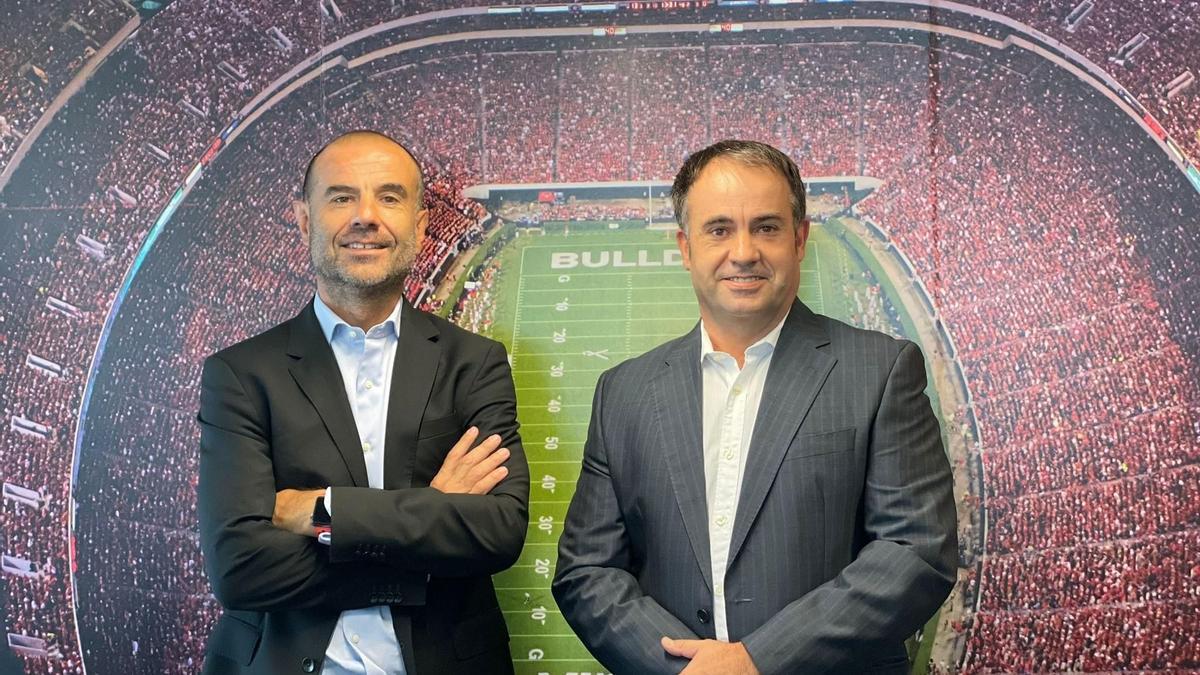 Los hermanos Álvaro y Gonzalo Corrales, fundadores de la empresa aragonesa AGM Sports.