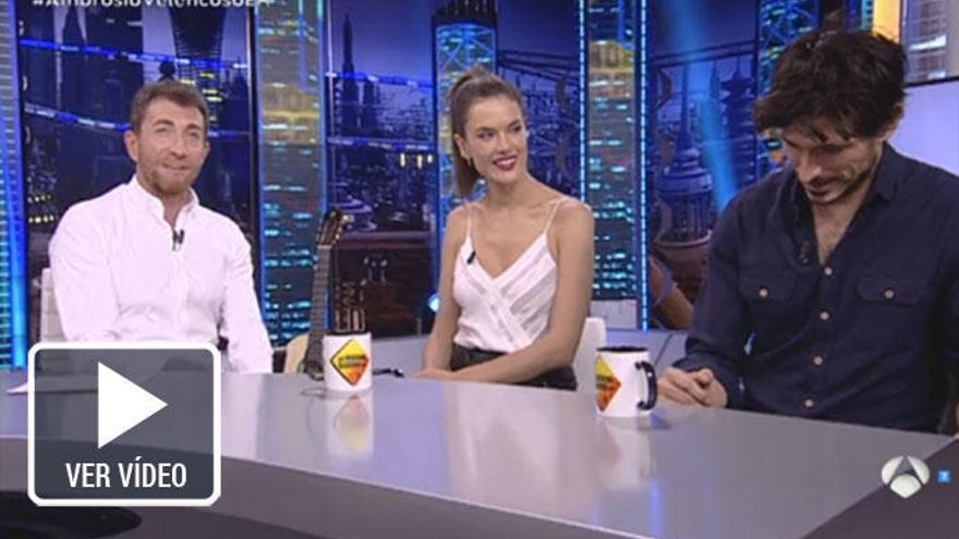 Alessandra Ambrosio y Andrés Velencoso, en &#039;El Hormiguero&#039;