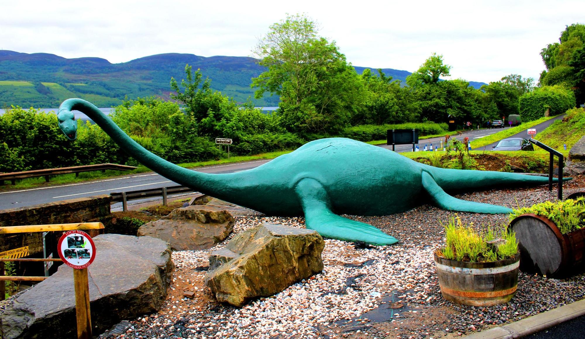Monumento al monstruo del lago Ness