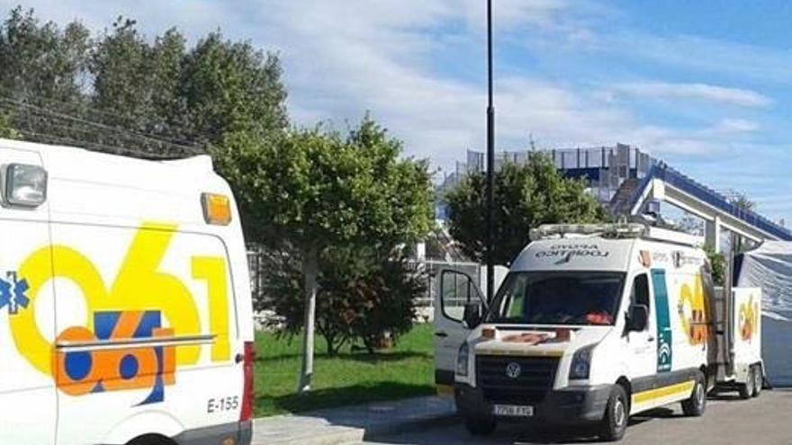 La persona herida ha sido evacuada al centro de atención primaria de Estepona.