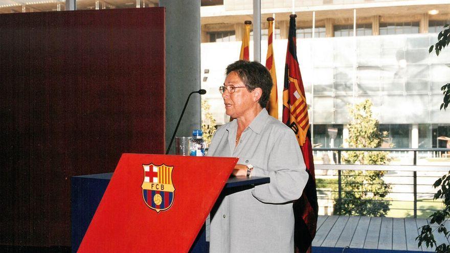 Núria Llansà, presidenta del Barça femenino, en su despedida en el 2003.