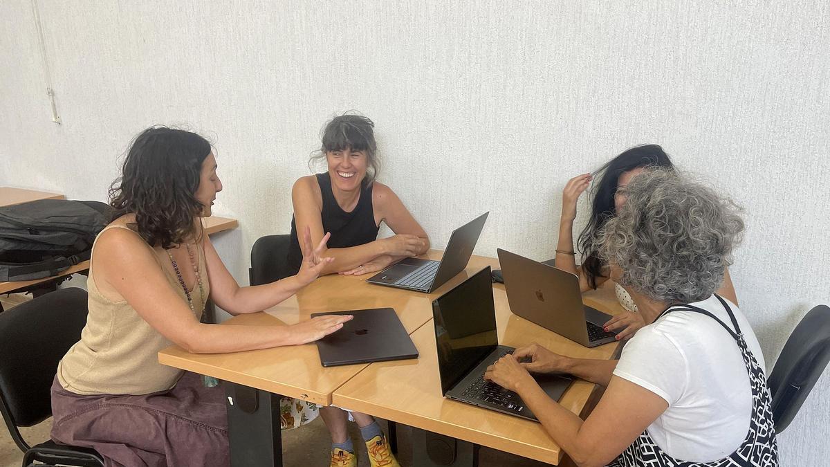 El equipo del estudio (de izquierda a derecha): Victoria Quesada, Cristina Rodríguez, Maria Antonia Gomila y Rosario Pozo.