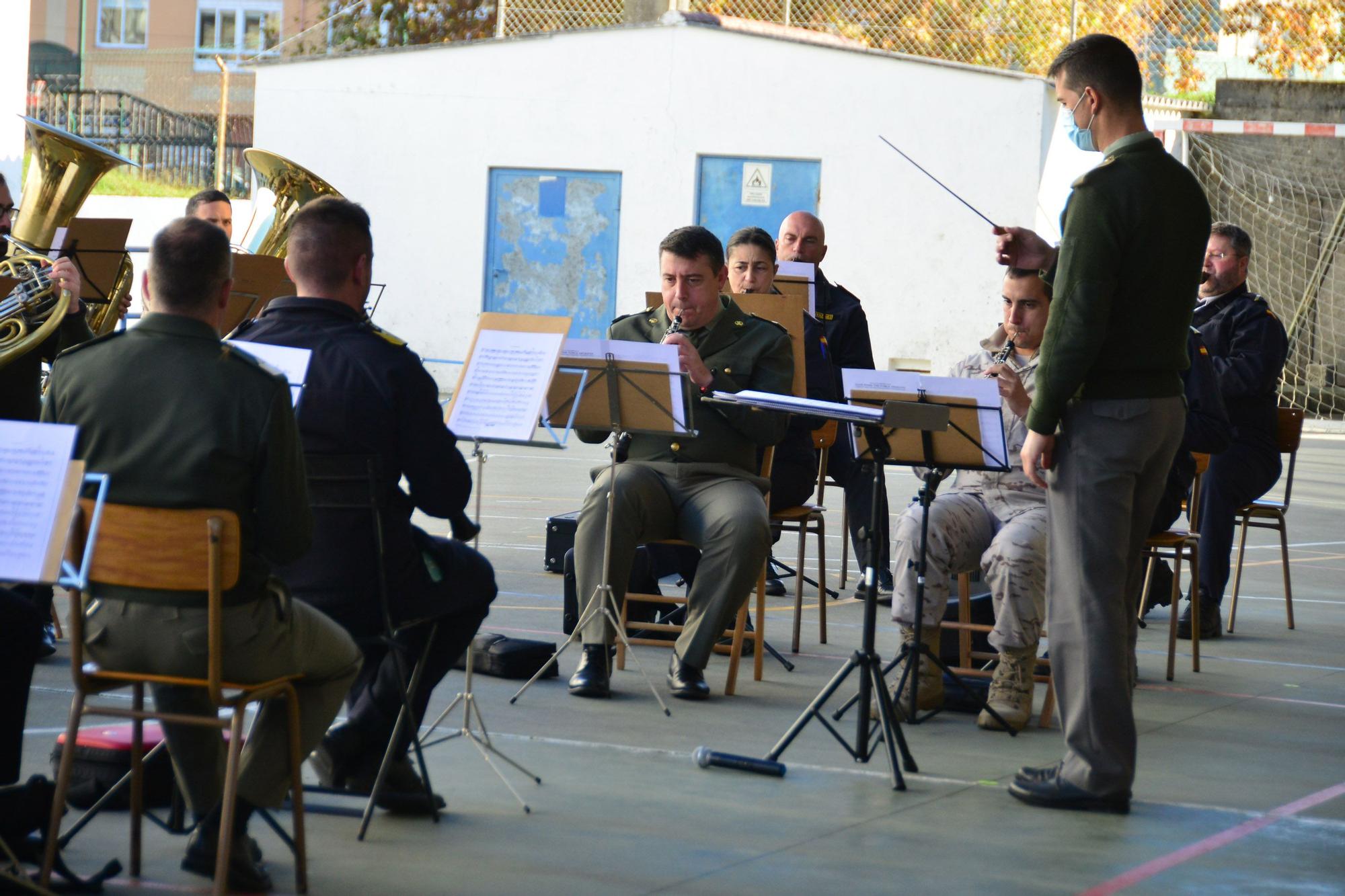 Concierto de la Banda de Música de la Escuela Naval de Marín en Bueu