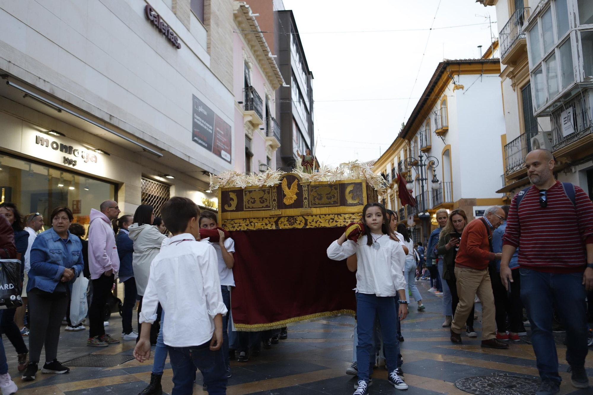 Las mejores imágenes de la Procesión de Papel 2024 de Lorca