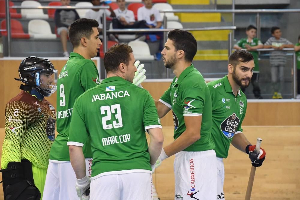 Goleada del Liceo al Valença