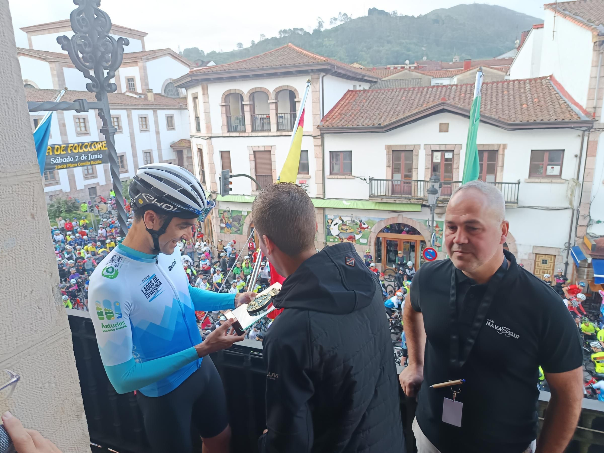 Arranca la Clásica Cicloturista "Lagos de Covadonga"