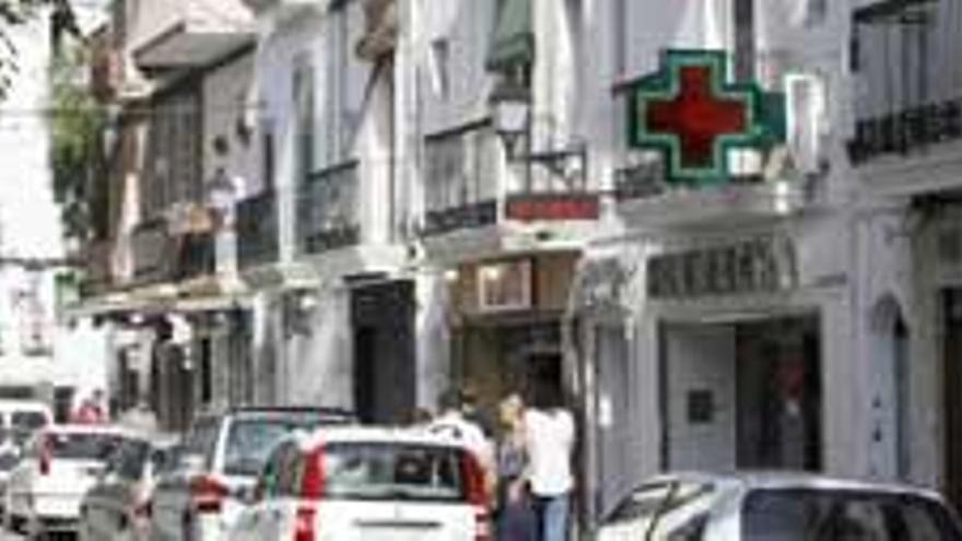 Entre farmacias y ´souvenirs´ - Diario de Ibiza