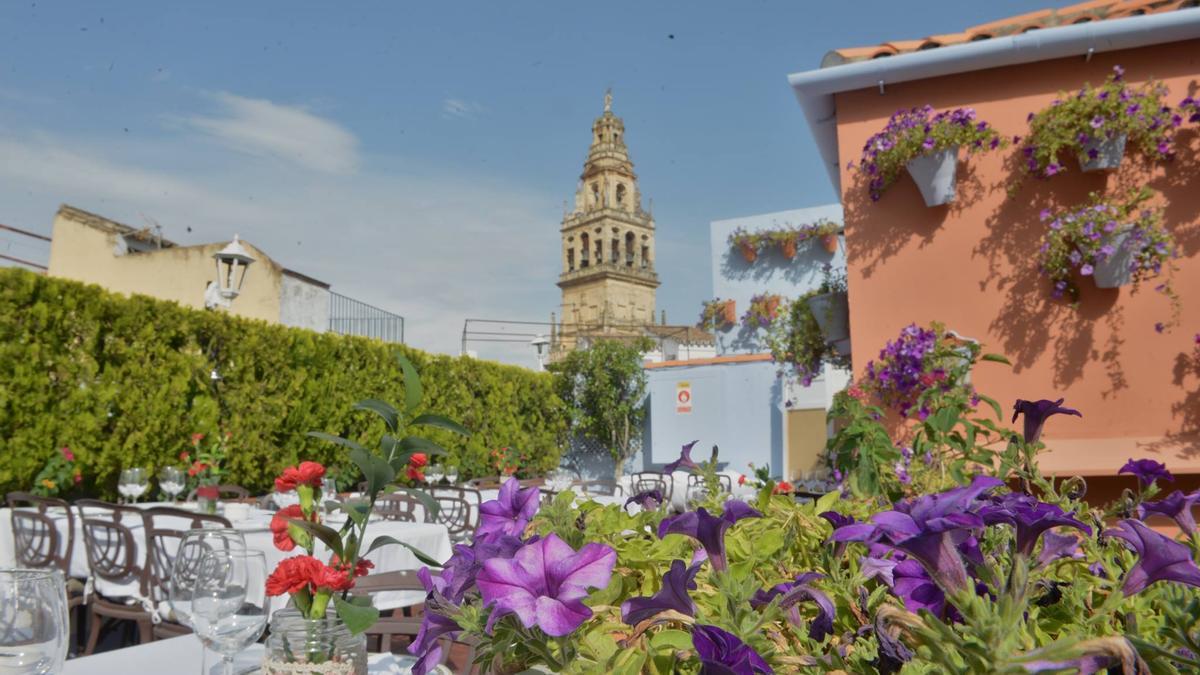 Vistas de la Mezquita-Catedral desde la terraza del restaurante Casa Pepe de la Judería.