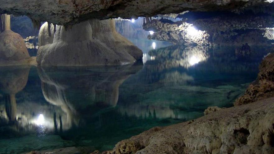 Un descubrimiento de película: encuentran una reserva de agua dulce en la corteza terrestre desde hace seis millones de años