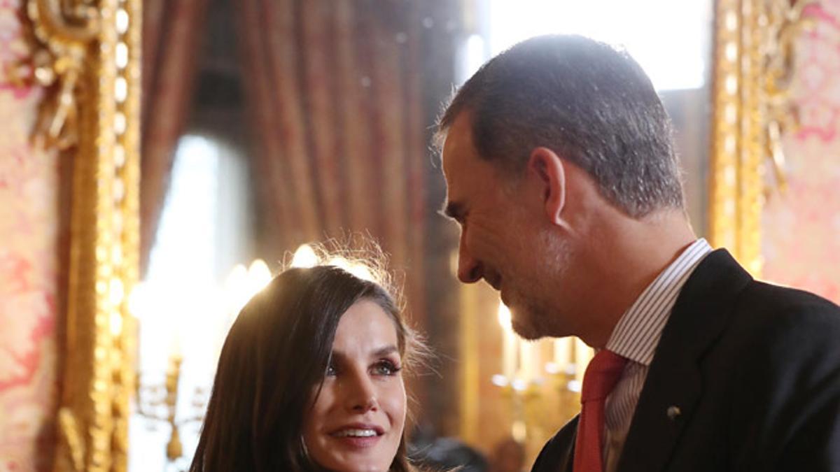 La mirada cómplice de la reina Letizia y el rey Felipe