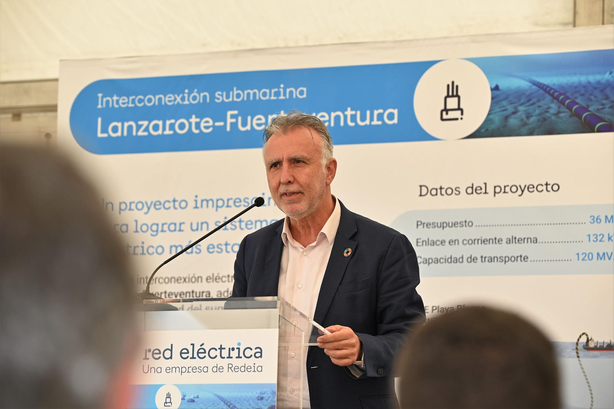 El nuevo cable eléctrico submarino entre Lanzarote y Fuerteventura entra en funcionamiento