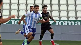 Amistoso a puerta cerrada del Málaga CF frente al Córdoba en El Arcángel