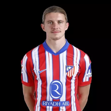 Conor Gallagher, Defensa