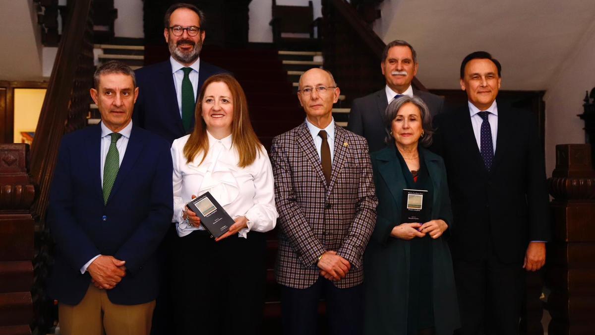 Íñigo Laquidain, Adolfo Molina, Remedios Sánchez, Manuel Gaete, José Francisco Viso, María Rosal y José Carlos Gómez Villamandos antes de la presentación