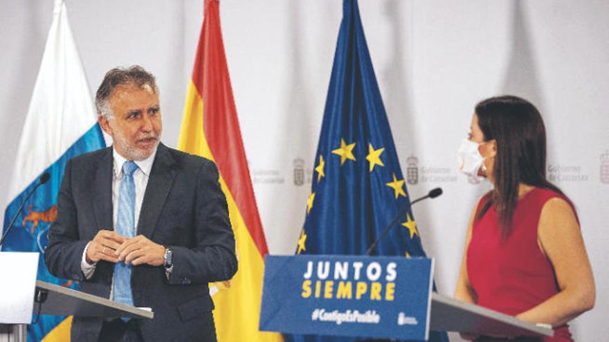 Ángel Víctor Torres y Yaiza Castilla, ayer en la rueda de prensa tras la reunión del Consejo Asesor del Presidente.