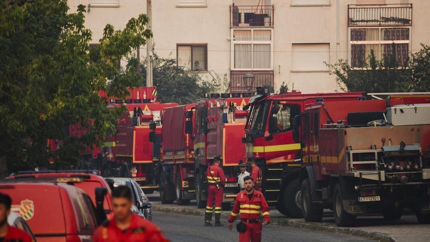 Puente traslada el incendio a la política: "La UME, el servicio de extinción de las CCAA del PP"