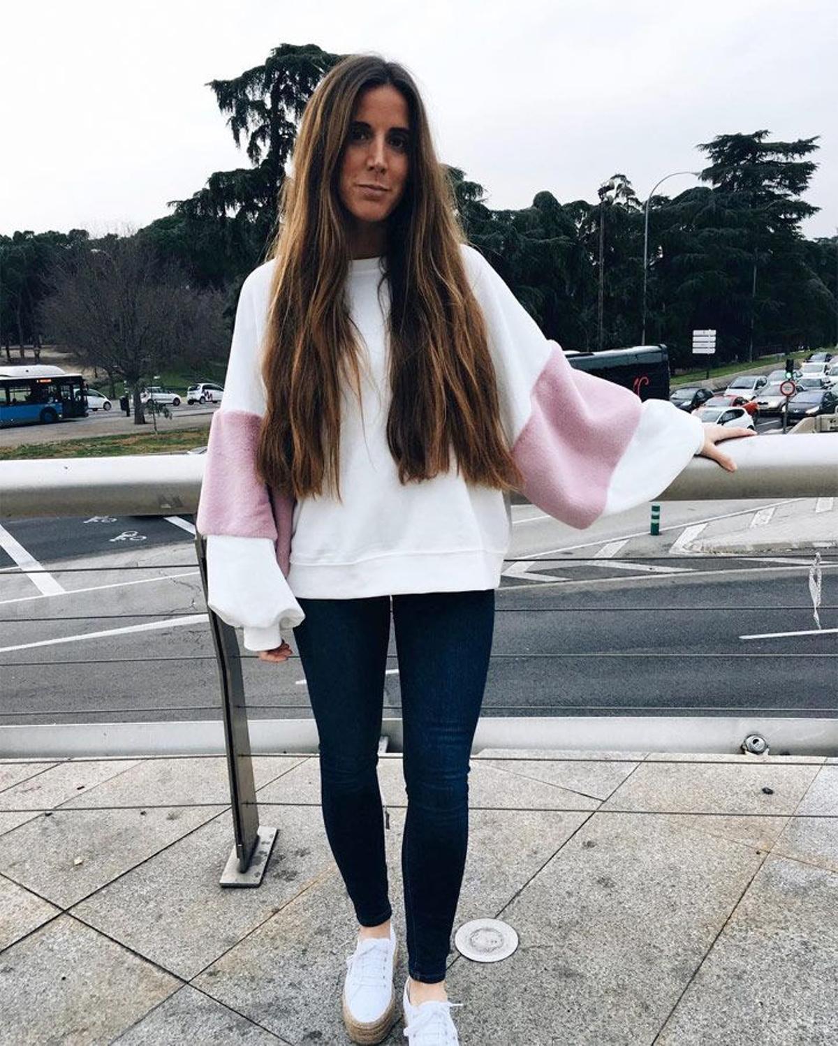 Prendas virales del 2017: sudadera con pelo rosa de Zara