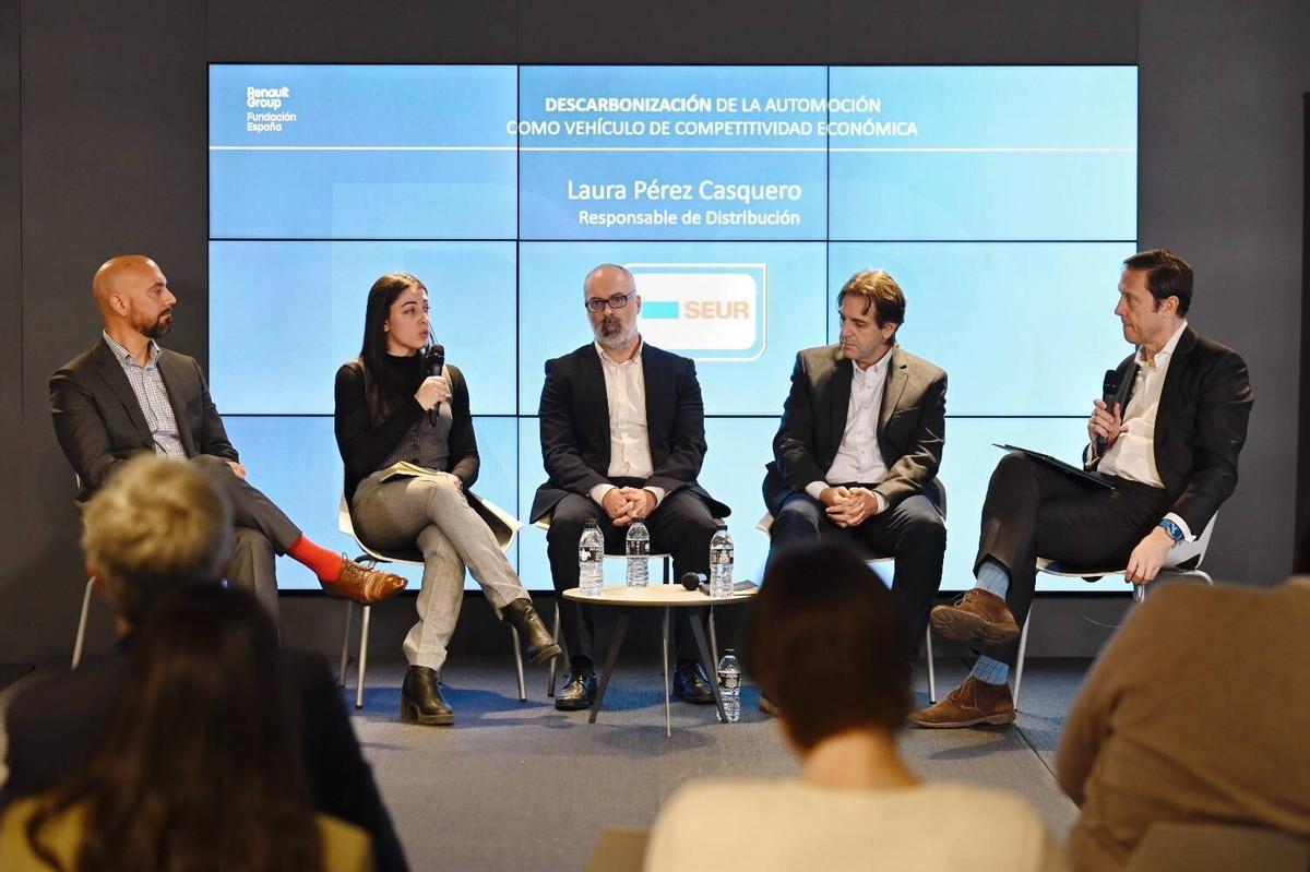 La fundación Renault Group España analiza la descarbonización de la automoción