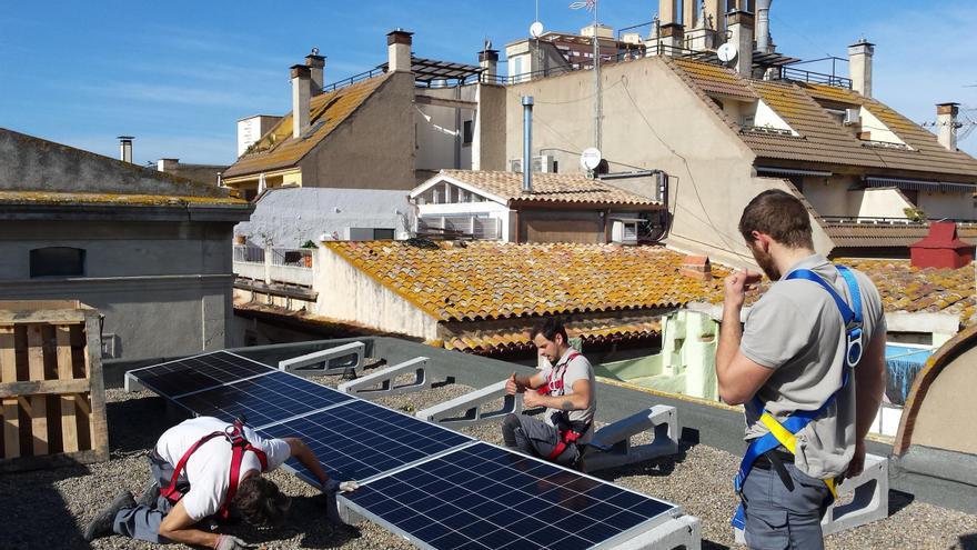 Endesa activa més de 13.000 autoconsums a les comarques gironines