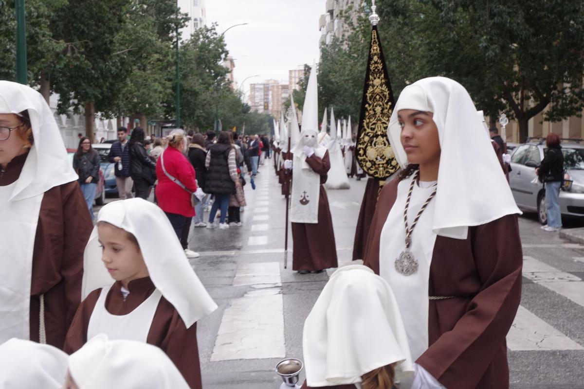 Procesión de la Virgen de las Lágrimas del Carmen de Huelin, en imágenes