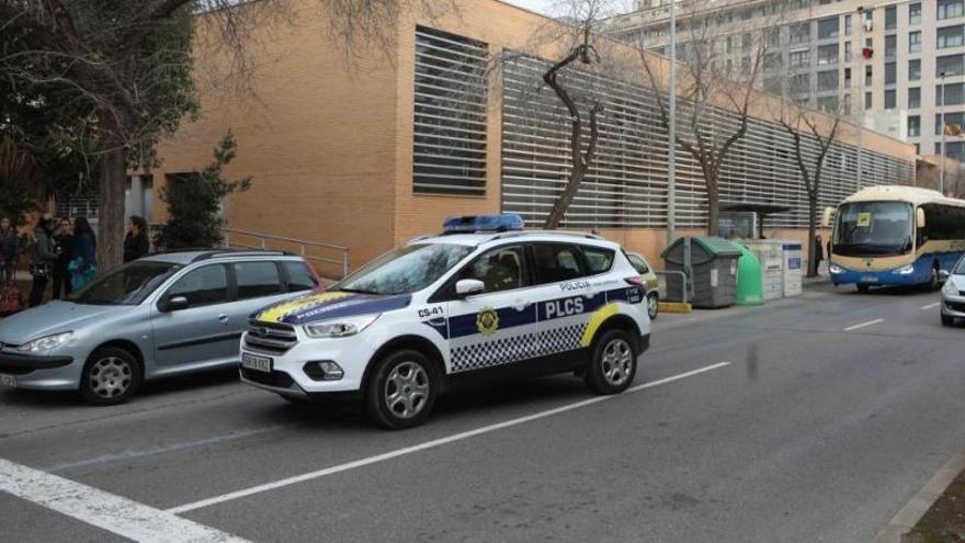 Policía Nacional y Local se han desplazado a la zona.