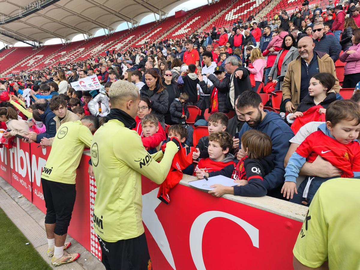 El Mallorca despide 2025 junto a los suyos