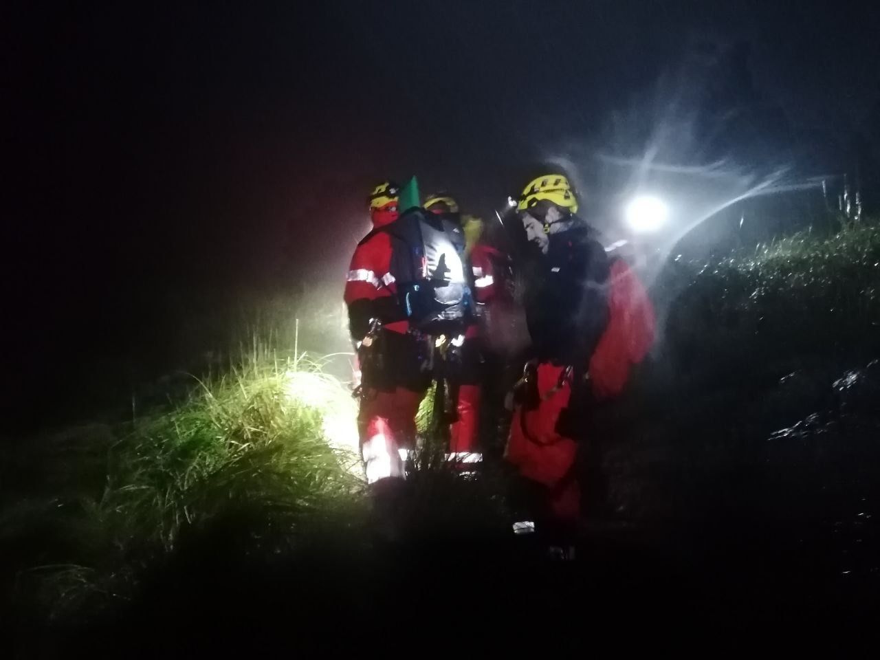 Rescatan a un excursionista con las piernas rotas tras caer de diez metros en Sóller