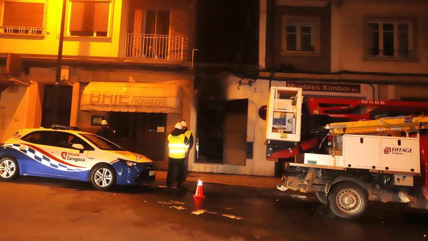Un incendio deja sin luz a más de 4.500 vecinos de Zaragoza