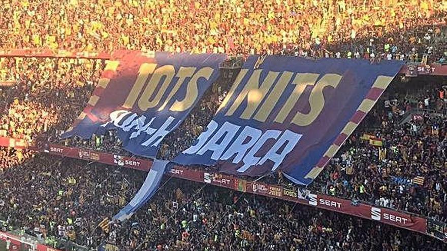 La pancarta de la banda del Barça va trencar-se com el joc de l&#039;equip ahir