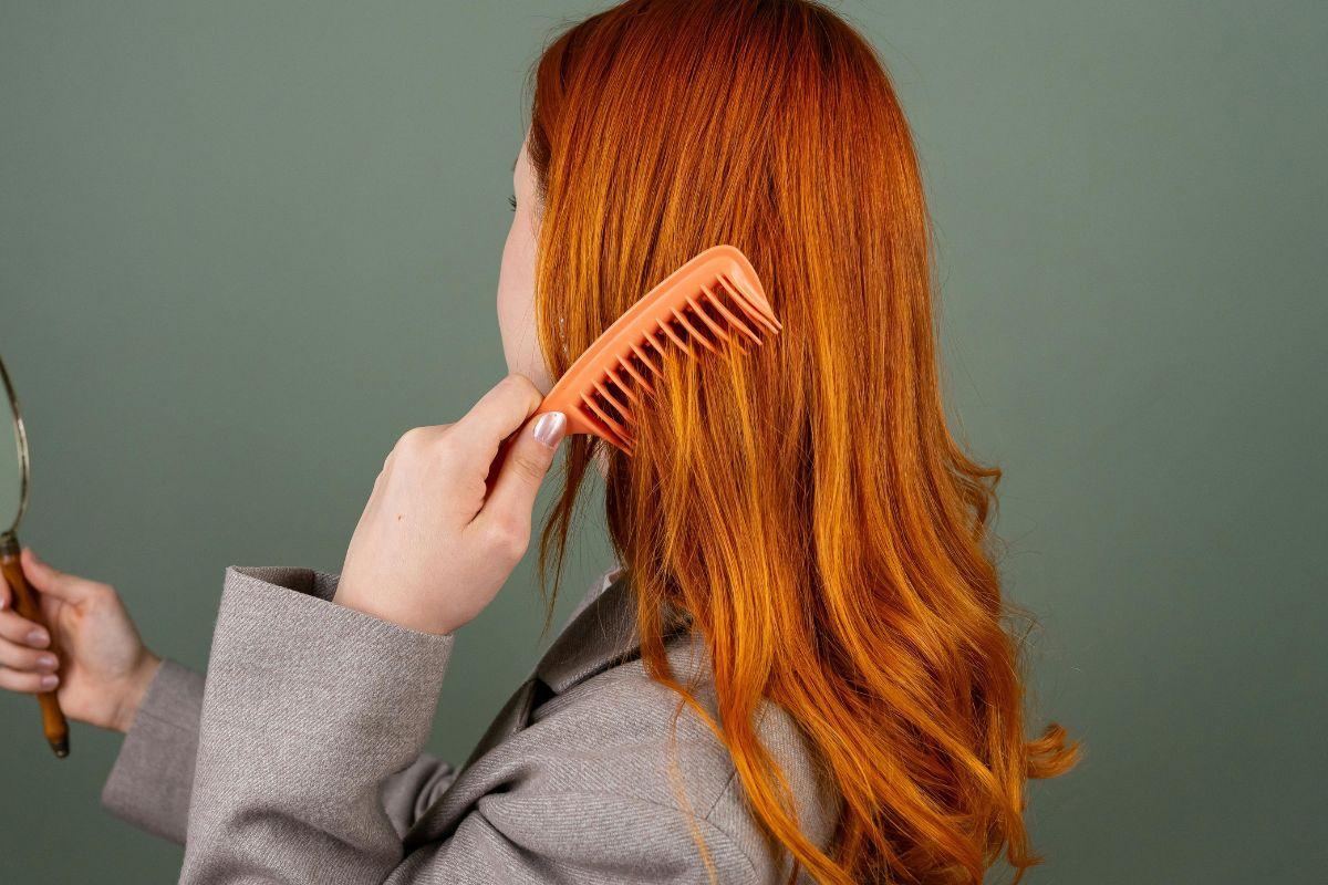 El cepillo del que todos hablan: desenreda y no encrespa el cabello