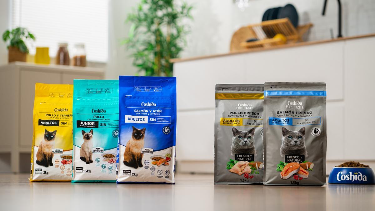La gama premium Coshida y la súepr premium Coshida Pure Taste están diseñadas en base a las últimas tendencias de alimentación para mascotas y se adaptan a cualquier gato, según su edad, tamaño o necesidades.