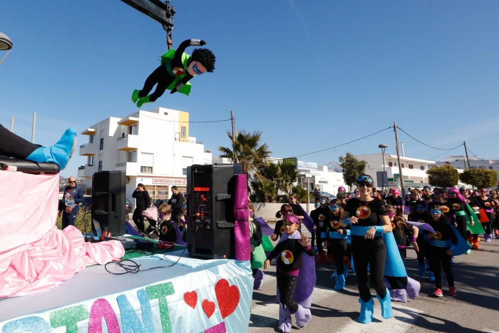 Rúa de carnaval en Sant Josep