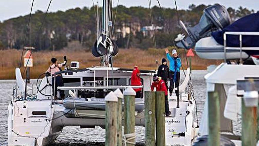 Sortida del catamarà que porta Thunberg a Europa.